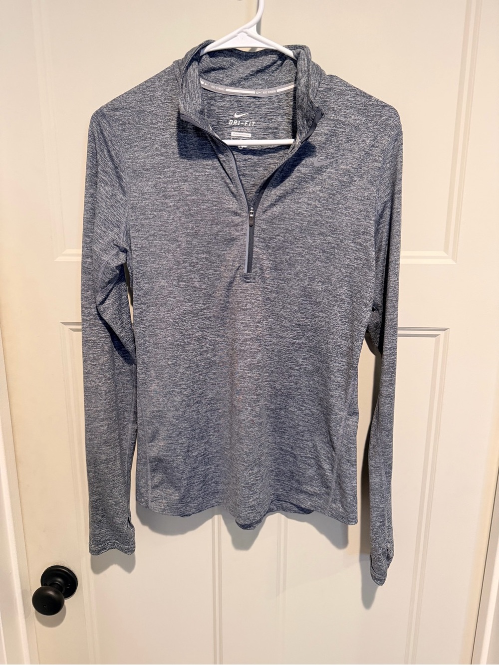 Nike Dri-FIT Heathered Gray Long Sleeve Quarter Zip Pullover - S